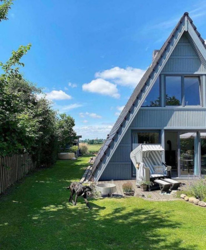 Venta De Construccion - Cabaña Alpina De 2 Niveles
