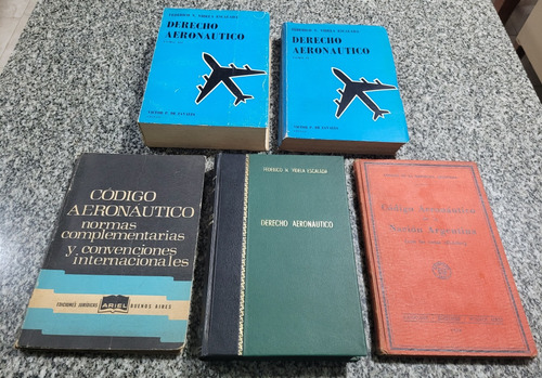 Lote De 5 Antiguos Libros De Codigos Y Derechos Aeronauticos