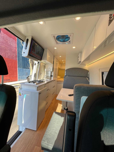 Imagen 3 de 24 de Mercedes Benz Sprinter 416 0km 2022 O 2023 Larga