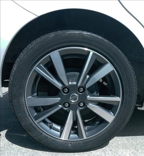 March 1.6 Sl 16v Flex 4p Xtronic