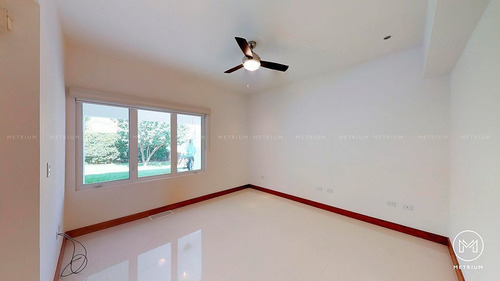 Imagen 15 de 30 de Casa En Venta En Bosques De San Francisco Con Alberca Y Vist