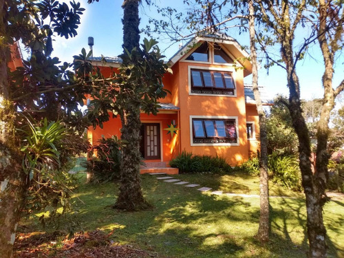 Imagem 2 de 15 de Casa Na Vila Suíça Em Canela. - 554