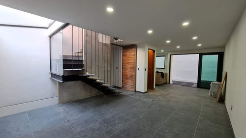 Imagen 2 de 12 de Exclusivo Townhouse En La Del Valle Centro | 3 Niveles