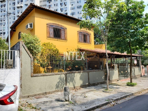 Imagem 1 de 28 de Casa Duplex Com 3 Quartos E 3 Vagas Para Venda Em Santa Rosa, Niterói-rj - Ca00646 - 70038865