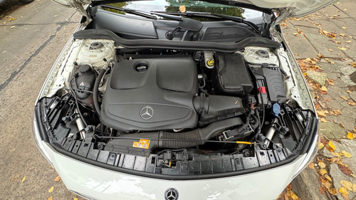 Mercedes-Benz Clase GLA 1.6 Gla200 Urban 156cv