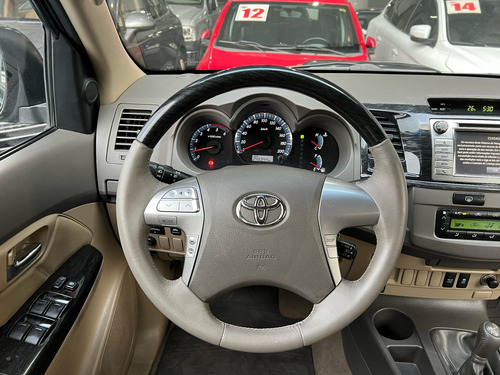 Toyota Hilux SW4 I/ SRV4X4