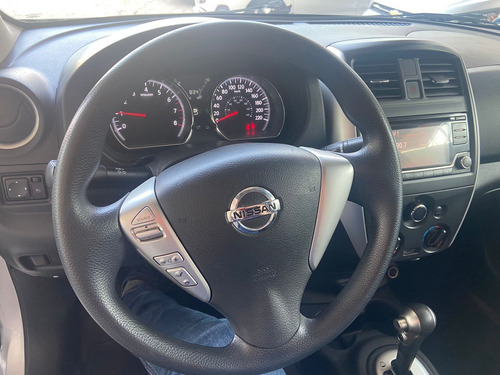 Imagen 11 de 15 de Nissan Versa 2019 1.6 Advance At