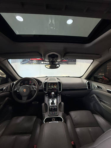 Porsche Cayenne 4.8 V8 S 5p