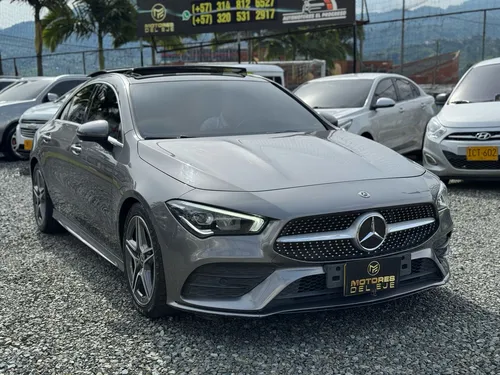 Mercedes-Benz Clase CLA 1.3 Cla 180 Amg Line At