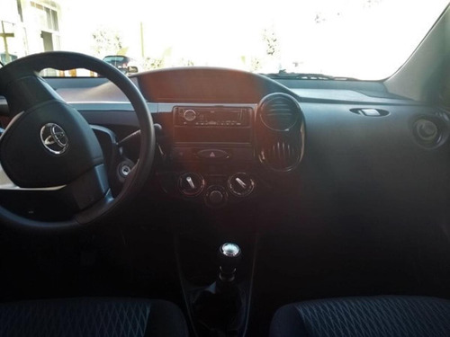 Toyota Etios 1.3 X 16v Flex 4p Manual