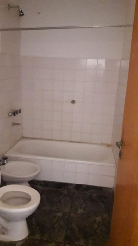 Casa En Venta - 1 Dormitorio 1 Baño - 300mts2 - Castelli