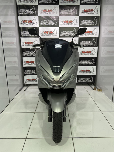 Imagem 3 de 11 de Honda Pcx 150/dlx Gasolina Manual