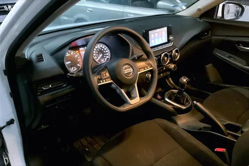 Nissan Sentra 2023
