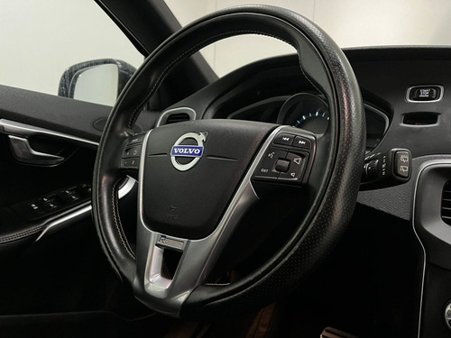 Volvo V40 2.0 T5 R DESIGN TURBO GASOLINA 4P AUTOMÁTICO