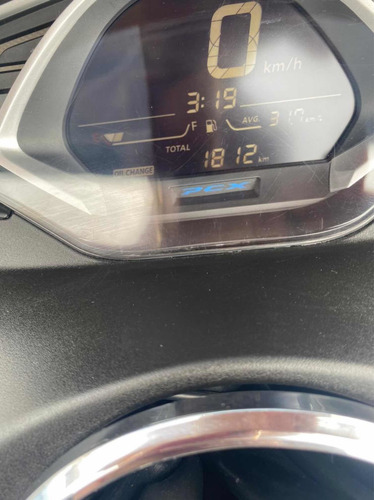 Honda Pcx 150cc Com Abs Ano 2021 Apenas 1800km Já Emplacada