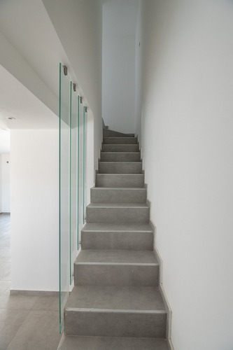 Imagen 20 de 29 de Venta Duplex Miradores De Manantiales 3dor 3 Baños