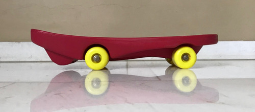 Patineta Color Rojo Road Runner Looney Tunes, 50 Cm De Largo