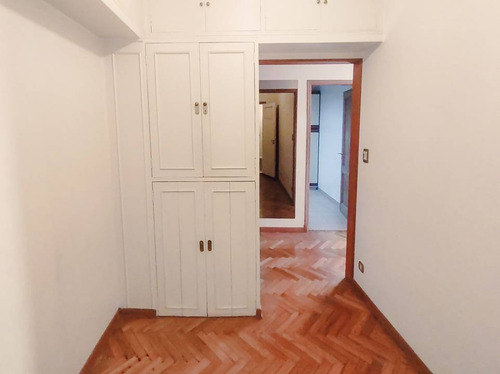Imagen 14 de 30 de Muy Buen Departamento De 4 Ambientes En Venta En Olivos !!