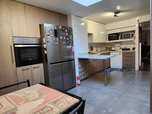 Venta Casa Camino Las Flores, San Carlos De Apoquindo 4d+ser
