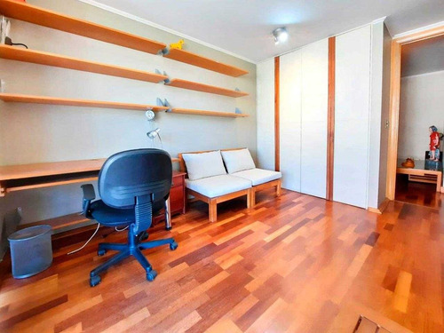 Alonso De Sotomayor / Las Condes