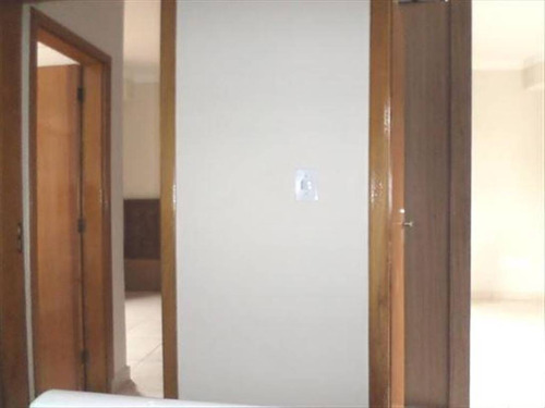 Imagem 14 de 30 de Triplex Sobrado Novo Com 02 Dormitórios 01 Suíte 02 Banheiros Condomínio Fechado Na Vila S. Jorge São Em Vicente Imóvel Este Bem Grande Com 110 M2 Util É Bem Arejado Iluminado Com Churrasqueira Próxi