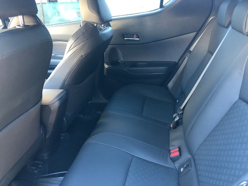 Imagen 7 de 10 de Toyota Ch-r 1.8 Ecvt Hv