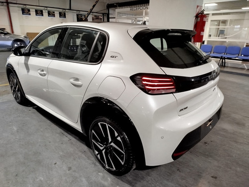 Peugeot 208 1.0T Gt