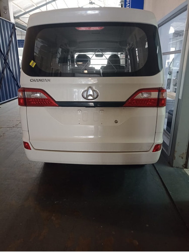 Imagen 5 de 15 de Changan Van 2023