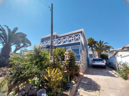 Casa Con Cabañas, Ideal Para Vivir O Invertir. El Quisco