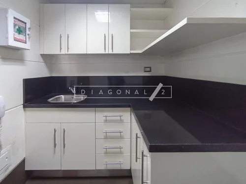 Oficina En Arriendo En Sagrado Corazón