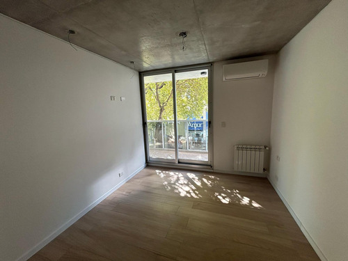 Departamento En Venta Piso Exclusivo 3 Dormis Patio Zona Rio