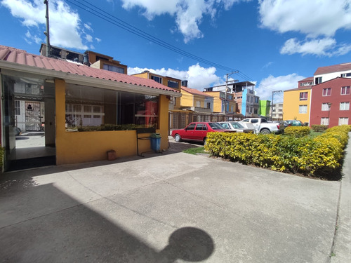  Hermoso Apartamento Soacha, Colombia (11368088643)