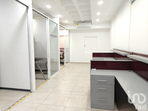 Renta Oficina 1 Ambiente El Dorado 1a Sección