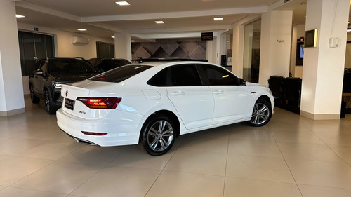 Volkswagen Jetta R-Line 250 TSI 1.4 Flex 16V Aut.
