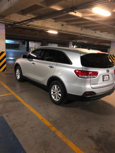 Imagen 9 de 15 de Kia Sorento 2016 2.4 Lx At