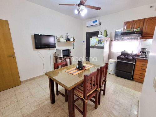 Casa Chalet En Venta En Moreno