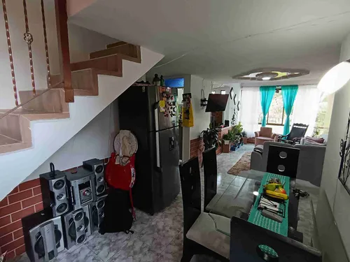 Apartamento En Venta En Sector Pinares/armenia (279059337).