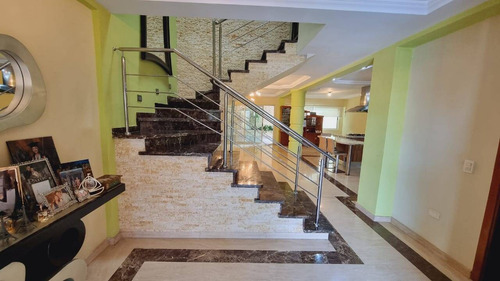 Imagen 4 de 14 de 163935 Lerry Paez 0414-9408606 Venta Townhouse Res Doral Park Piedra Pintada Valencia Solo Clientes