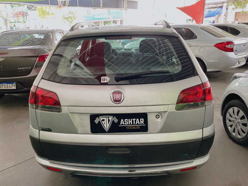 Imagem 11 de 12 de Fiat Palio Week. Attractive 1.4 Fire 8v 2015