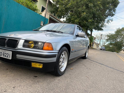 Bmw E36 328i Sedã 328i 1997