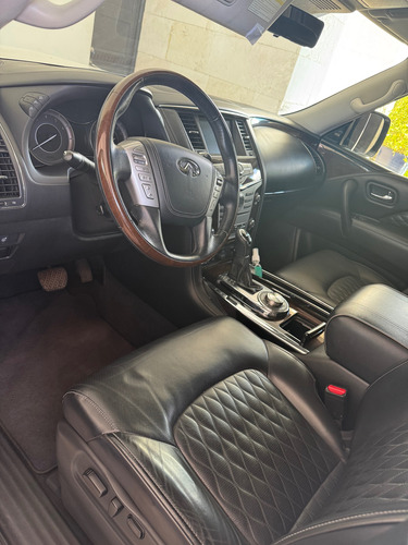 Infiniti QX80 5.6l Perfection 8 Pasajeros At