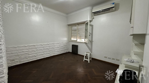 Venta De Departamento De 3 Ambientes En Flores