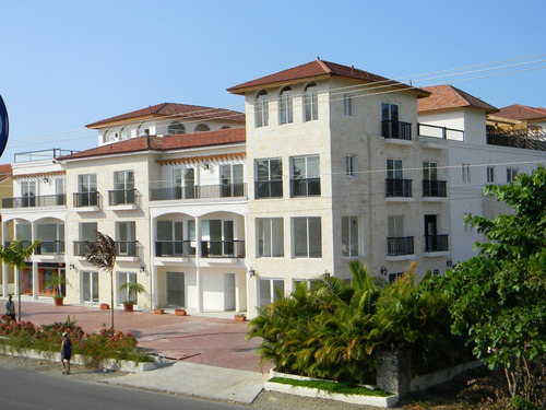 Imagen 12 de 19 de Céntrico Y Acogedor Apartamento De Venta A Pasos De Playa Cabarete!