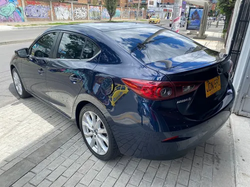 Mazda 3 2.0 Touring