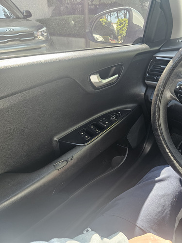 Kia Rio 1.6 Ex Sedan At