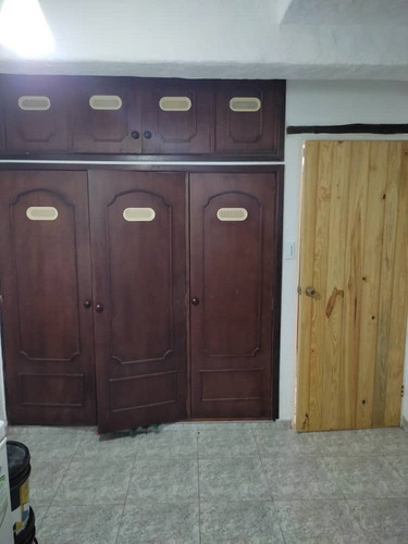 Vendo Espectacular Casa De 1.554 M2 De Terreno, 825 M2 De Construcción: 6h, 7b, 20 Pe, Ref. 800.000 - San Rafael De Tabay, Merida