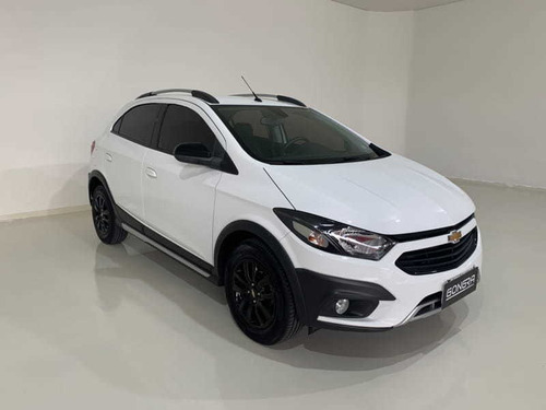 Imagem 3 de 15 de Chevrolet Onix Hatch Activ 1.4 8v Flex 5p Mec 2019