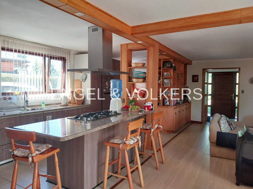 Casa En Venta Condominio Santa Sarita Machali