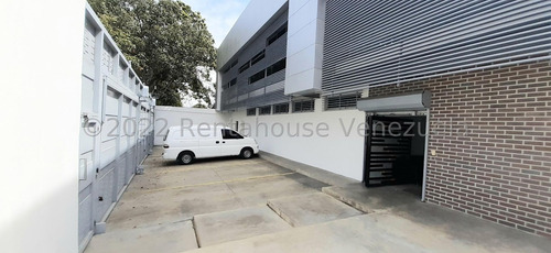 Imagen 30 de 30 de */* Edificio En Alquiler En Nueva Segovia Barquisimeto Lara, Venezuela. Contacto 0424-5197639. Cód. Flex 23-2953 $ 5500 1316 M² *sp*