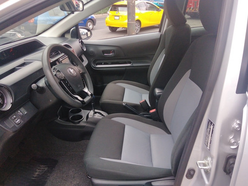 Imagen 13 de 15 de Toyota Prius Hb 5 Ptas Paquete C
